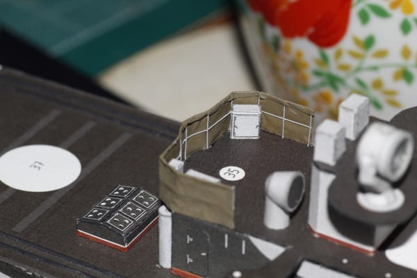 Только новый брезент!