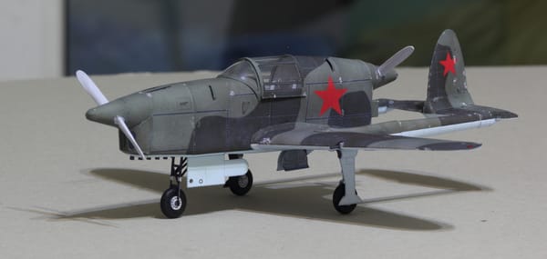 Киль, два винта и три ноги